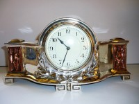 Olde Time Arts & Crafts Mantel Clock